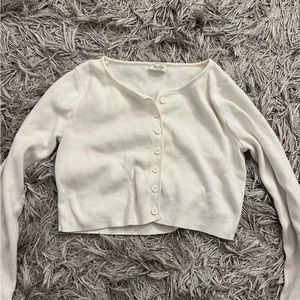 Brandy Melville button up long sleeve crop